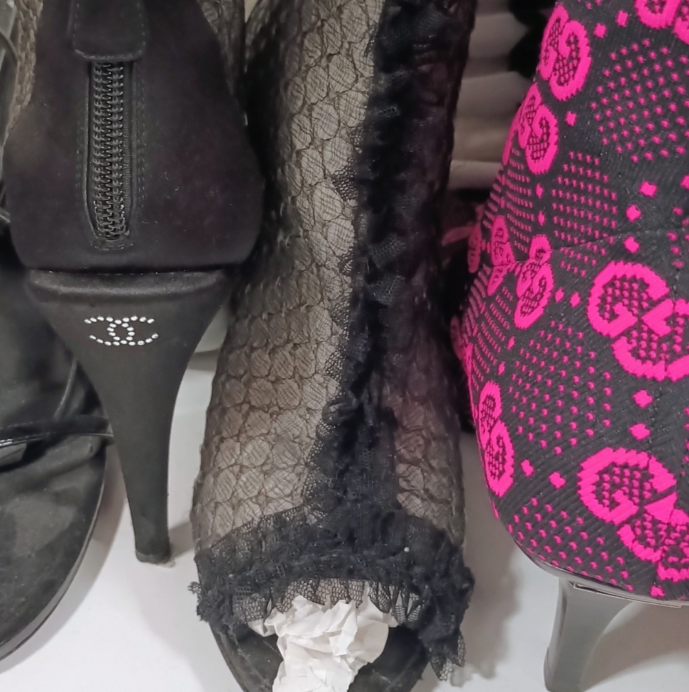 CHANEL Black Sheer Lace Peep Toe Ruffle Lace Trim Heeled Ankle Bootie Shoe 38.5 - Picture 7 of 10